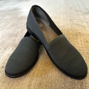 Eileen Fisher Demi Stretch Knit Loafers. Sz 6